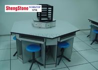 6角モジュラー実験室の家具、学校コンピュータ実験室のためのフェノール樹脂のテーブルの上